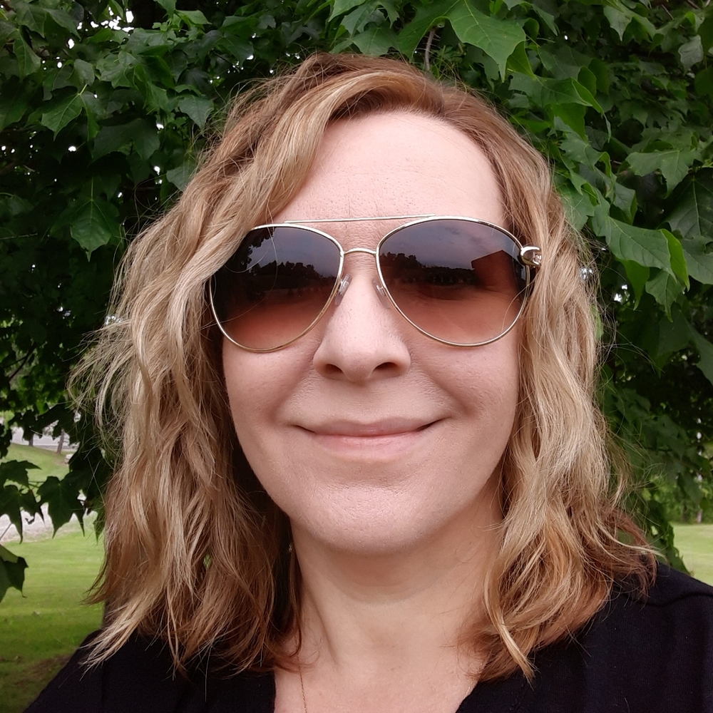 Meet your Posher, Kelly